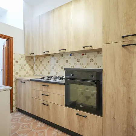 House ,torre Canne -sebastian