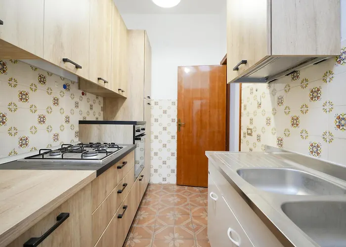 House ,torre Canne -sebastian * טורה קאנה