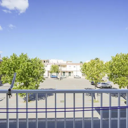Apartment House ,torre Canne -sebastian Torre Canne