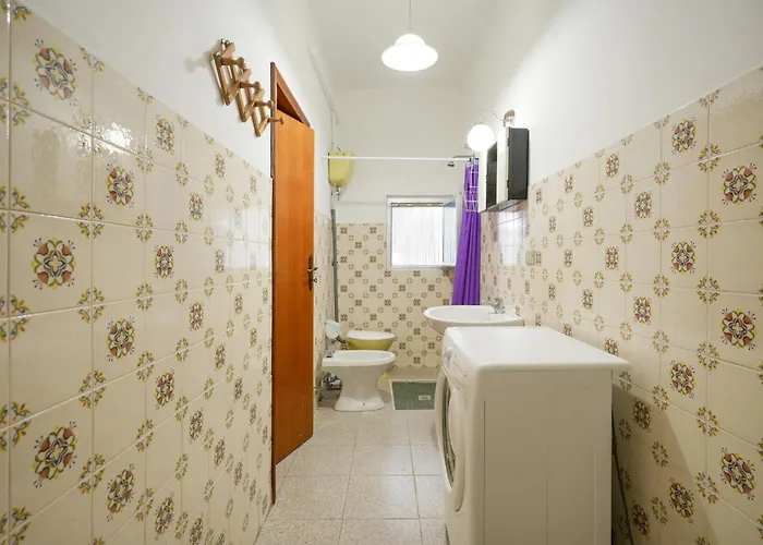 House ,torre Canne -sebastian *